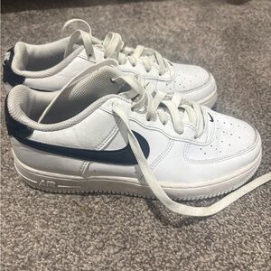 Nike Kids White and Navy Sneakers